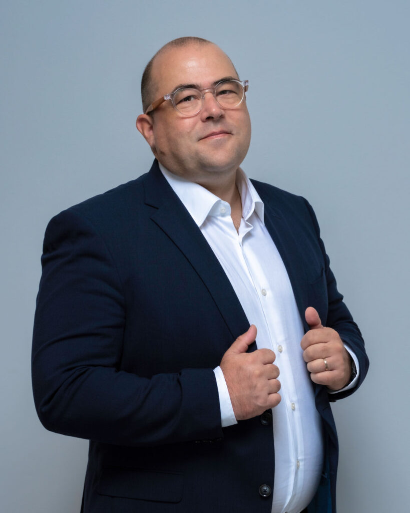 Gilles Bollard - TwentyTwo Real Estate